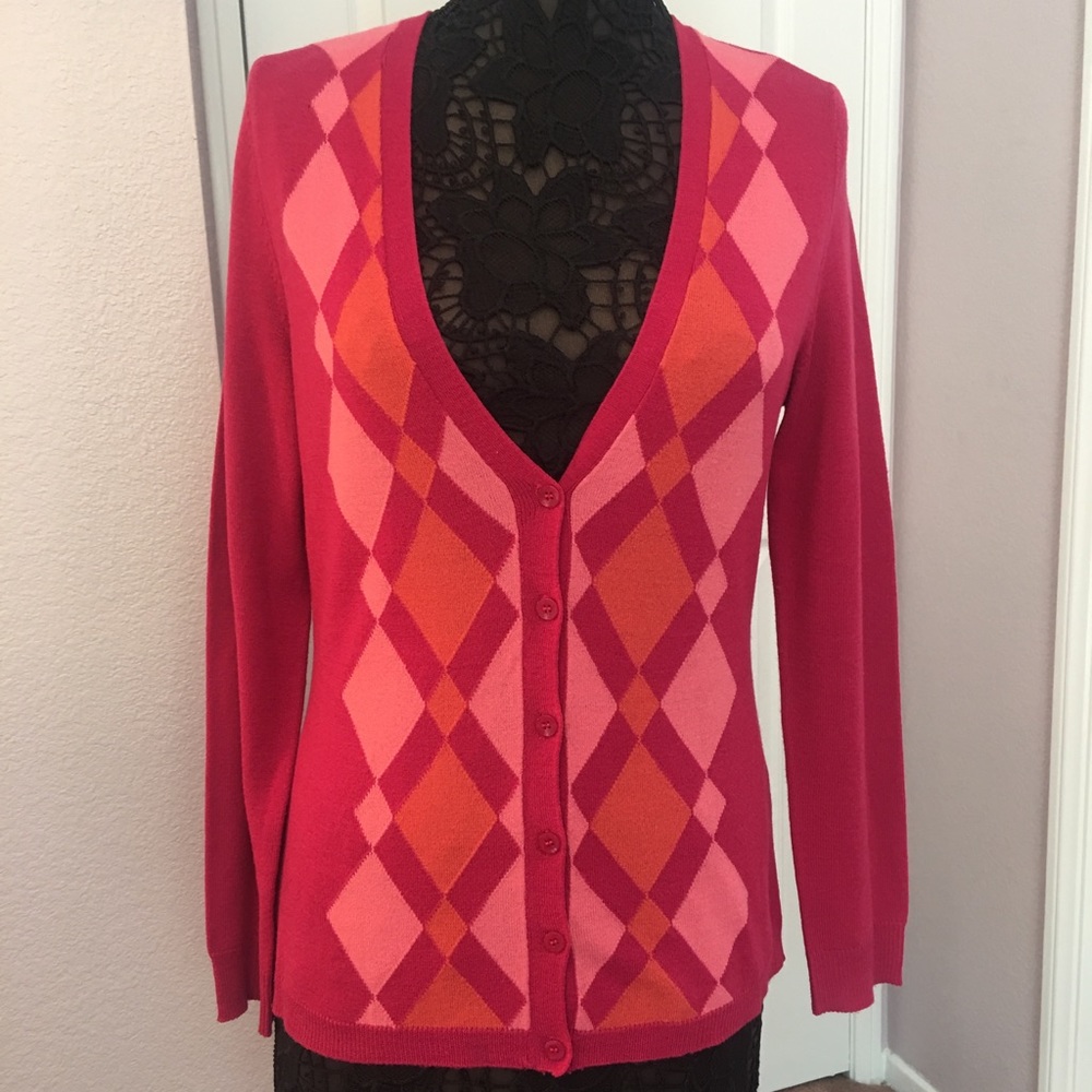 New York & Co, pink argyle cardigan